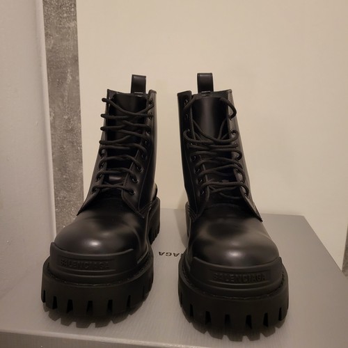 Stivali balenciaga strike - balenciaga,