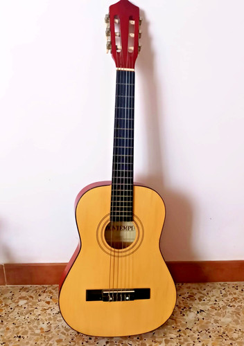 Vendo chitarra classica per