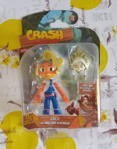 Coco bandicoot action figure - coco,