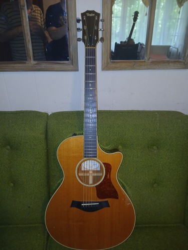 Taylor 512ce guitar - --, --