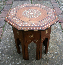 ANTICO TAVOLINO PIEGHEVOLE