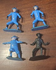 Lotto 4 Soldatini Dulcop