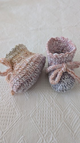 Stivaletti bambino fatti - , a