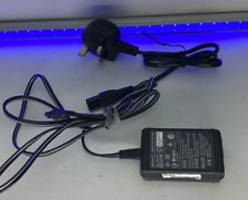 Caricabatteria adattatore di