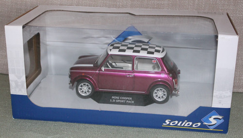 Solido die cast - 1:18, mini