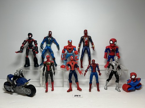 Pacchetto action figure