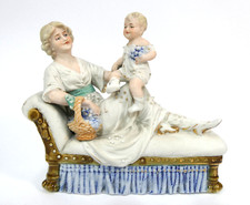 Figura In Porcellana Biscuit Thüringen 19 Secolo.