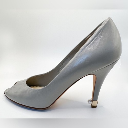 Chanel peep toe pearl accent - peep-toe,