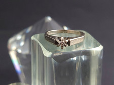 Splendido anello da donna, con