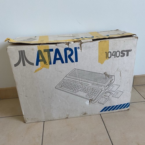 Boîte carton vide atari - carton,