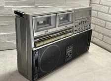 Boombox doppia cassetta Sharp GF-525 vintage - radio funzionante cassetta difettosa