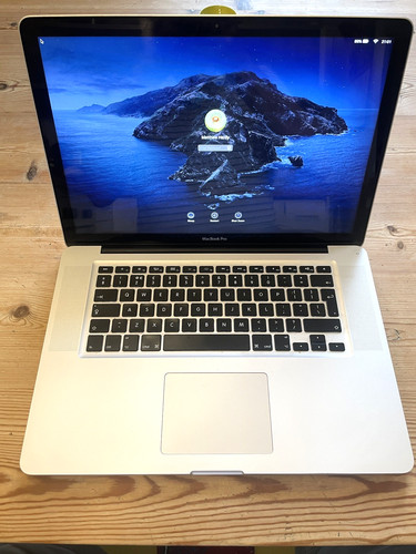 Apple macbook pro - macbook, metà