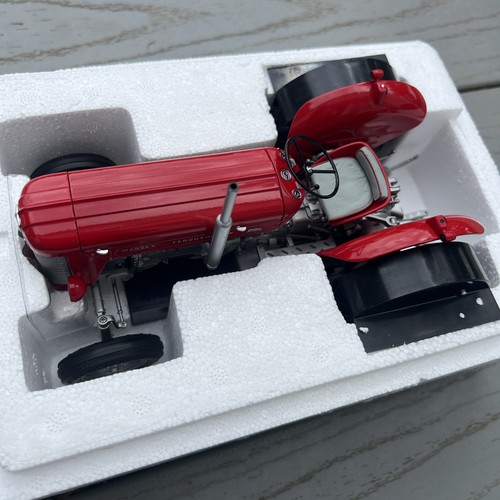 Trattore universal hobbies - trattore,