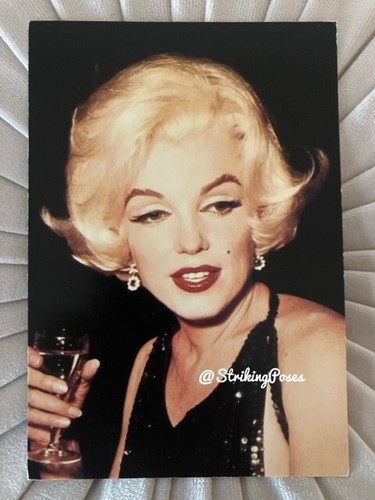 Marilyn monroe 90s postcard - monroe,