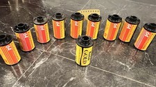 Nove rotoli di pellicola
