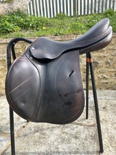 Sella da salto 17" Equipe
