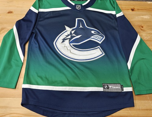 Fanatics canucks reverse - fanatics,