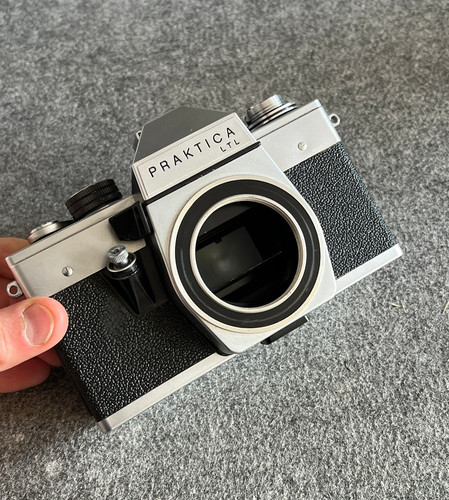 Fotocamera reflex analogica