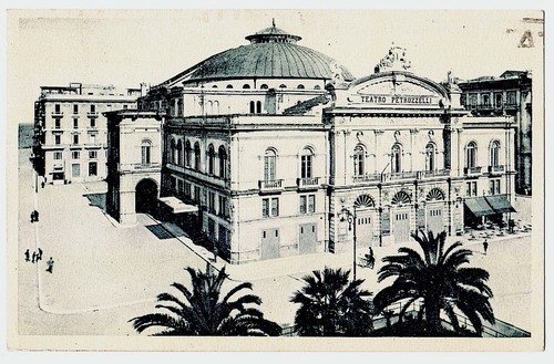 Bari teatro petruzzelli - bari,