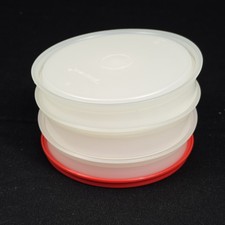 Tupperware Hamburger Keeper