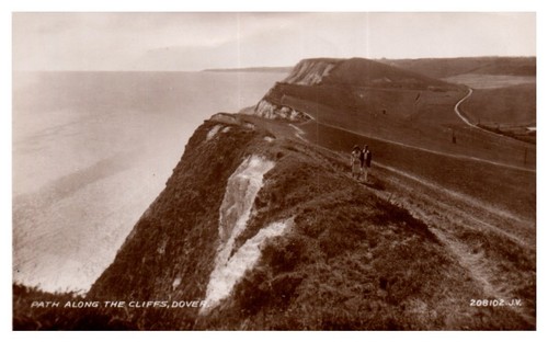 Sentiero lungo rocce dover - lungo,