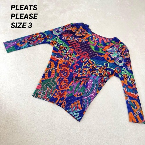 Top pleats please astratto - pleats,
