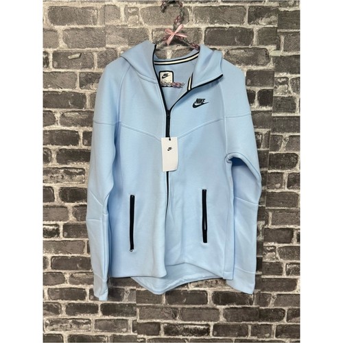 Nwt nike sportswear tech - nwt,