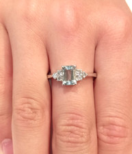 ANELLO IN ORO BIANCO 18 CT 750