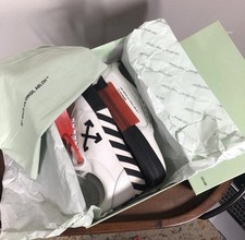 NUOVE sneakers Off-White c/o