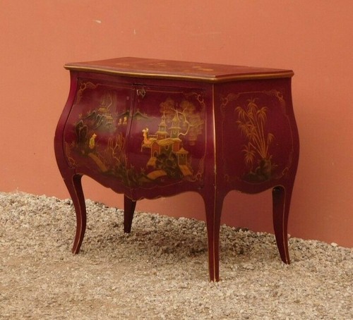 Credenza mobiletto laccata - , a