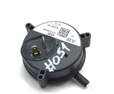 York Luxair 9371VO-BS-0030 Pressostato aria forno 405290 -0,20 PF usato #O51