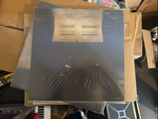 Billie Eilish – Hit Me Hard