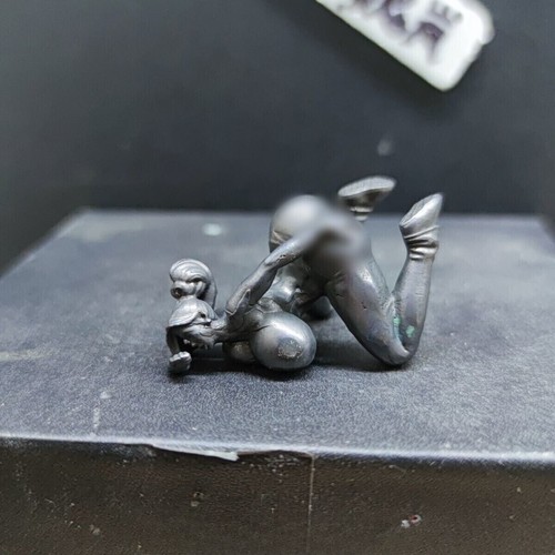 Statua rame puro sexy - in,