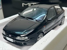 Modellino auto in resina