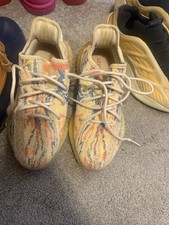 adidas Yeezy Boost 350 V2