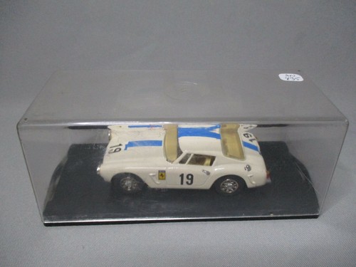 An835 idea3 ferrari 250gt - idea3, 1/43