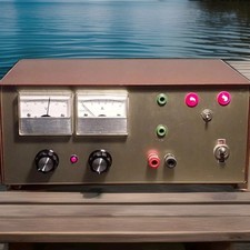 Alimentatore variabile da banco 1,2-28V 5A autocostruito 