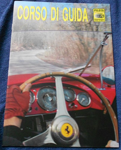 Ferrari pilota corso guida - di,