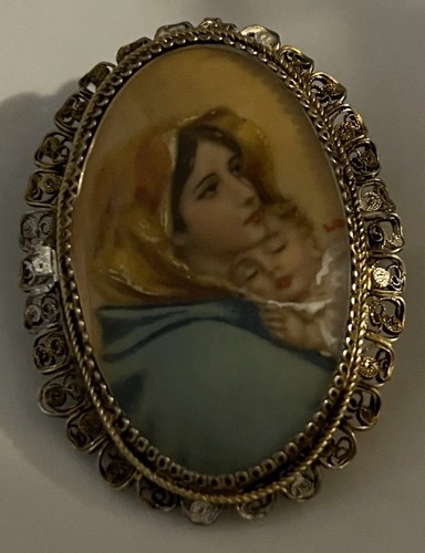 Antico ciondolo spilla firmato