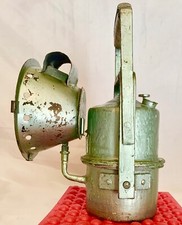 Antica lampada ad Carburo 