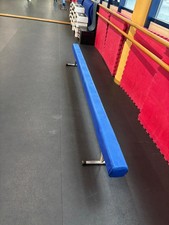 Trave di equilibrio ginnastica