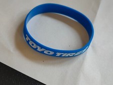 Gadget TOYO TIRES  braccialetto in gomma siliconica