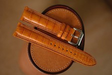 Handmade yellow brown H. Moser
