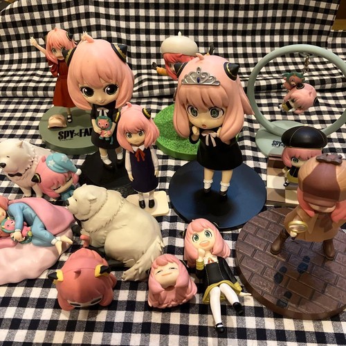 Lotto figurine spy - lotto, spy×family