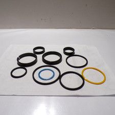 HYDRAULIC FOLDING PISTON