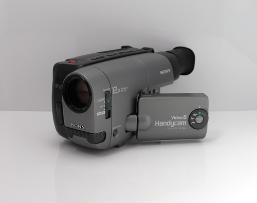 Sony handycam ccd - handycam, ccd-trv11e