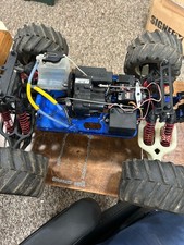 TRAXXAS T-MAXX RC NITRO TRUCK