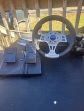 Volante GameStop BB-6353 PS3 con pedali e cambio