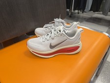 Nike Air Zoom Vomero 18 scarpe