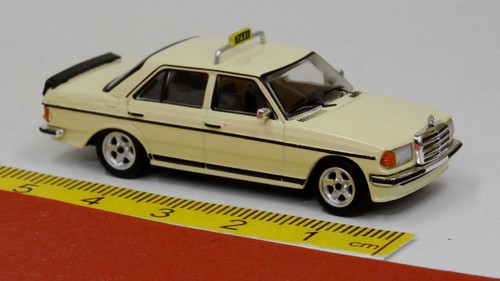 Taxi mercedes w123 - taxi,
